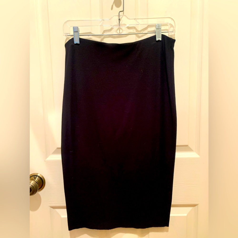 Vince Camuto black pencil shirt stretchy material size S